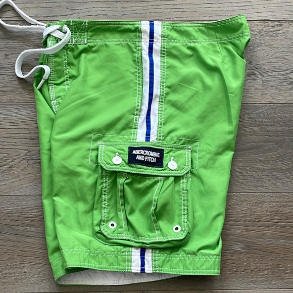 Mens Abercrombie & Fitch Cargo Mesh Lined Green w/White Stripes Swim Trunks- L - Picture 2 of 7